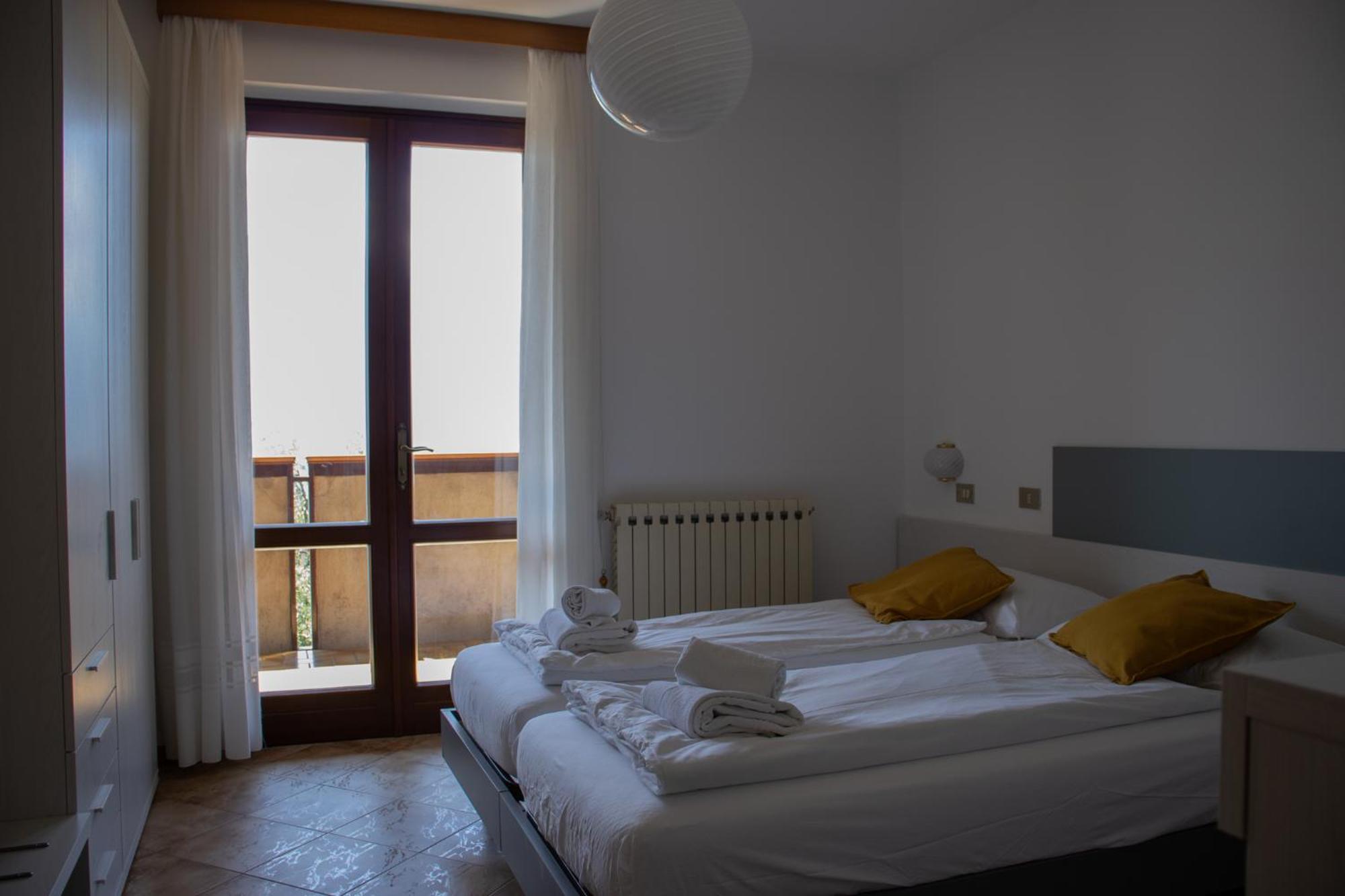 ليمونِ سول غاردا Residence Miravalle المظهر الخارجي الصورة