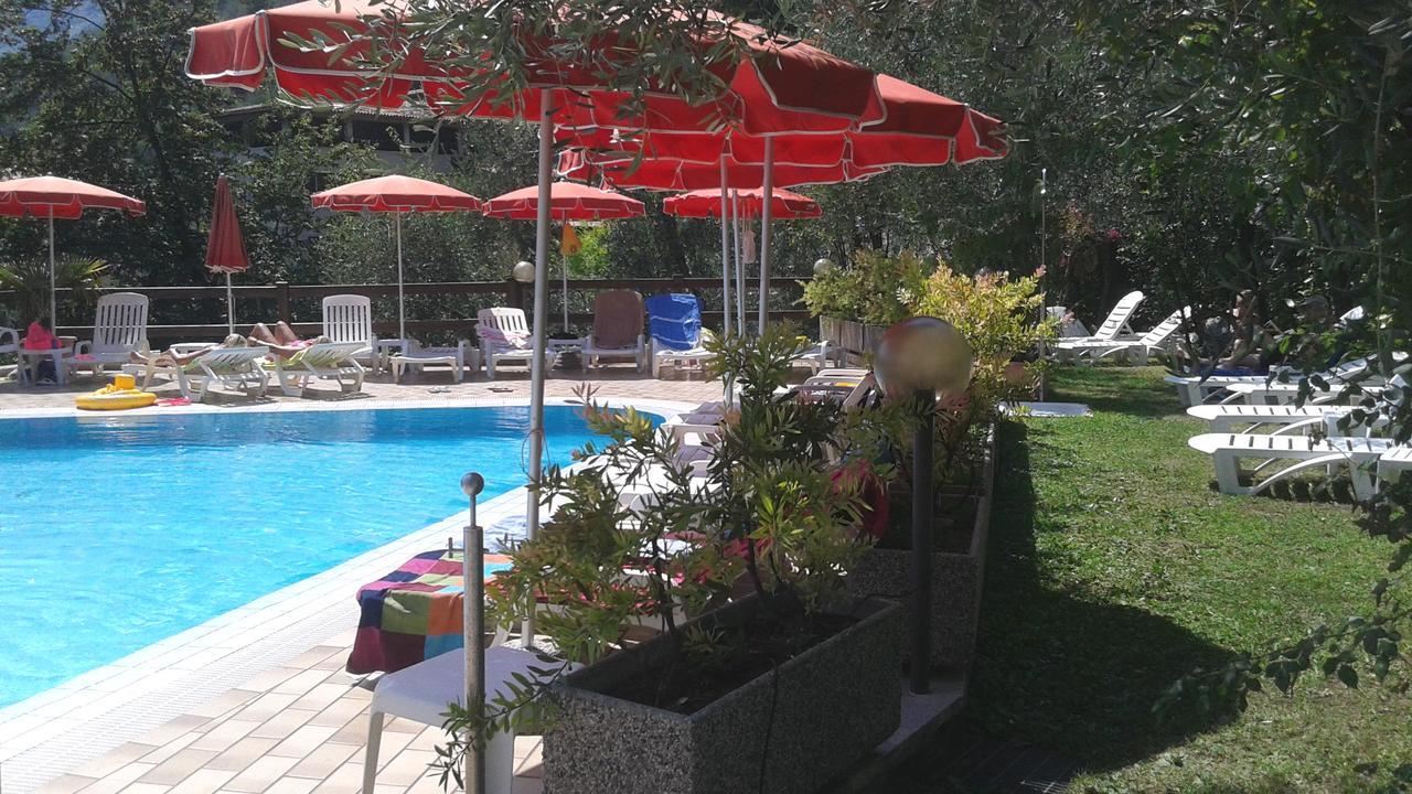 ليمونِ سول غاردا Residence Miravalle المظهر الخارجي الصورة